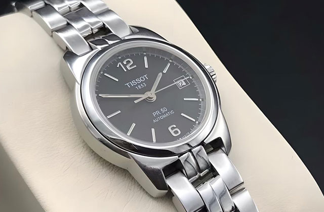 天梭手表后盖磕碰后该如何应急处理？（图）