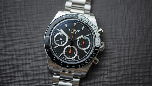 天梭腕表日历走慢了?轻松几步教你专业修复(图) 天梭腕表日历走慢了?轻松几步教你专业修复(图)