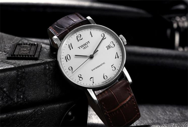 天梭腕表后盖划痕修复方法与技巧(图) 天梭腕表后盖划痕修复方法与技巧(图)