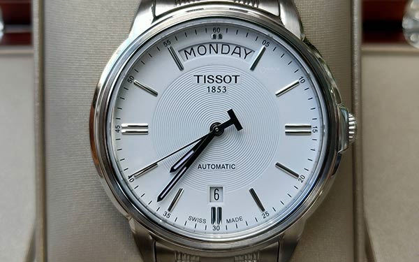 精准解决天梭腕表停走之谜:实用处理技巧揭秘(图) 精准解决天梭腕表停走之谜:实用处理技巧揭秘(图)